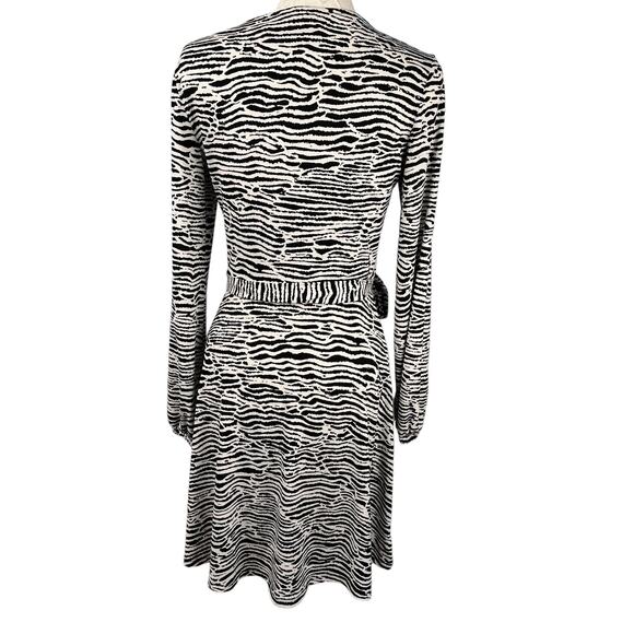 Zebra Print Wrap Dress Womens SZ S Long Sleeve Stretchy Belted Boho Animal Soft - Picture 3 of 15
